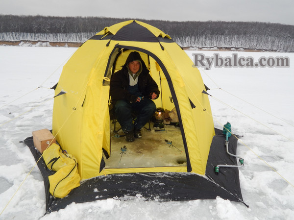 Рыбалка зимой в палатке